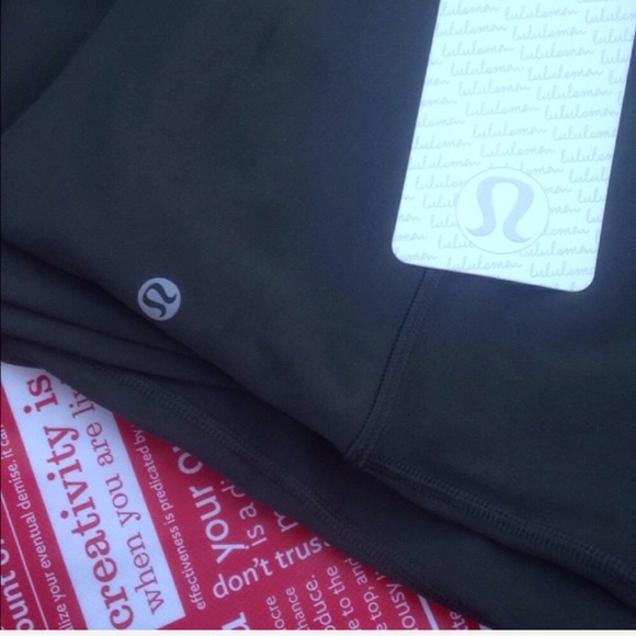 Lululemon align 25" NWT - Picture 3 of 6